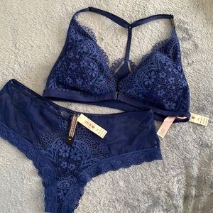 Victoria Secret Bra and Panty set🧵👙🫐💙